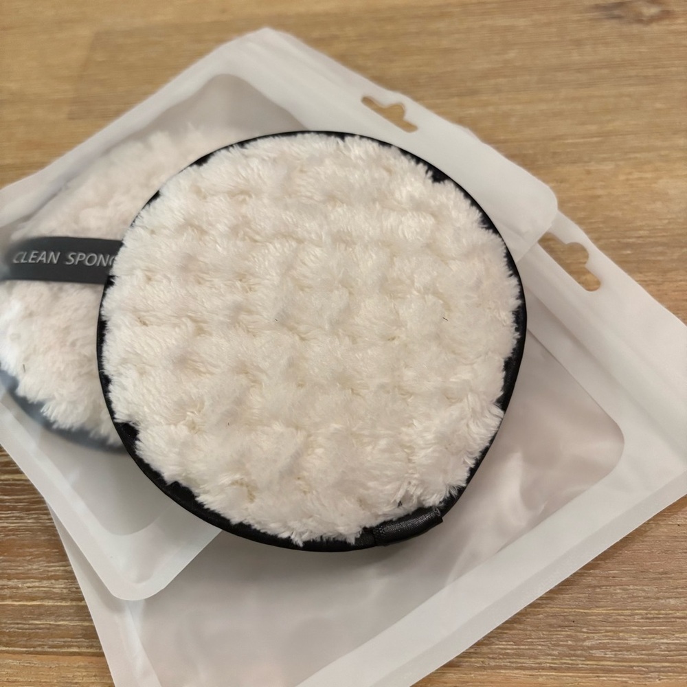 New- Makeup Remover Facial Sponge Pad Set - Picture 9 of 12